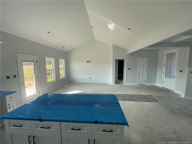 1075 Purdie Hall Rd Road, Tar Heel, NC 28392