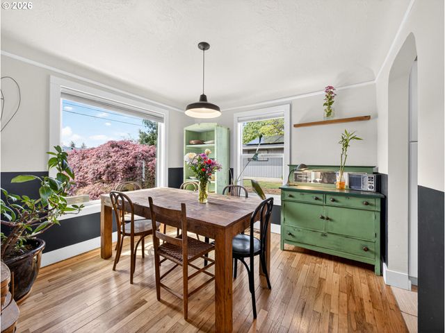 12507 Se KELLY St, Portland, OR 97236