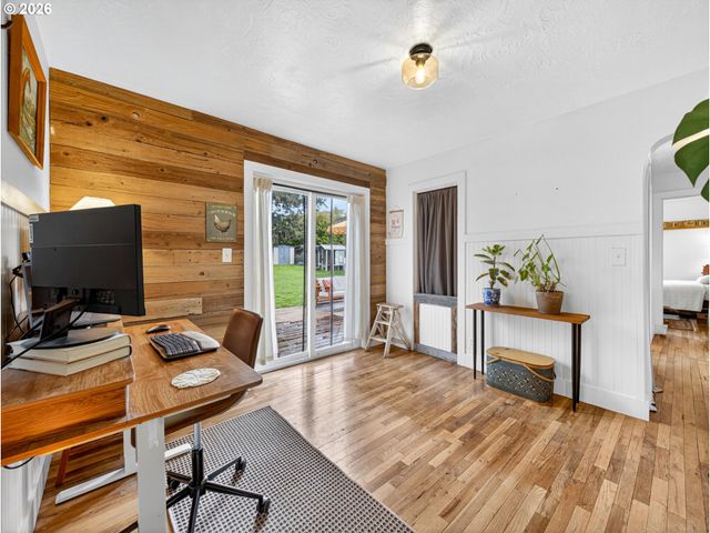 12507 Se KELLY St, Portland, OR 97236