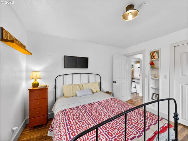 12507 Se KELLY St, Portland, OR 97236