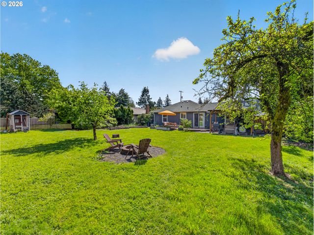 12507 Se KELLY St, Portland, OR 97236