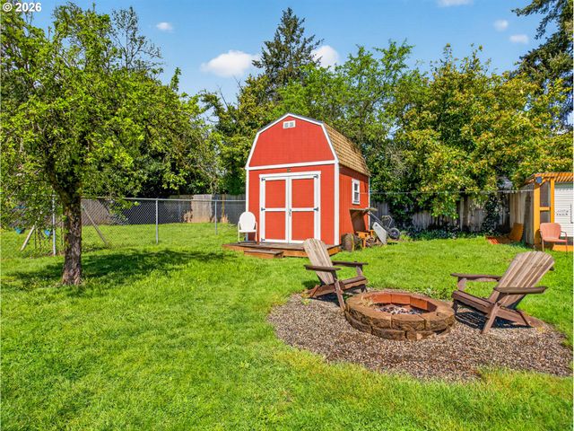 12507 Se KELLY St, Portland, OR 97236