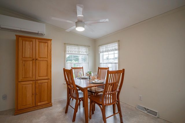 3 Revolution Dr, Dover, NH 03820