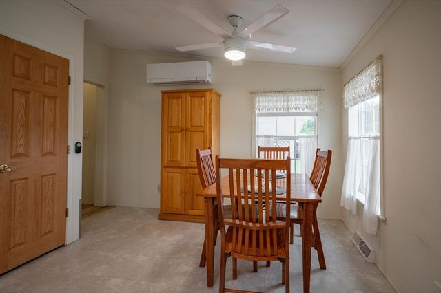 3 Revolution Dr, Dover, NH 03820