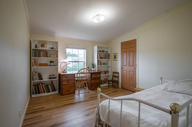 3 Revolution Dr, Dover, NH 03820