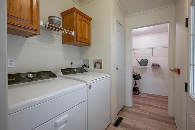 3 Revolution Dr, Dover, NH 03820