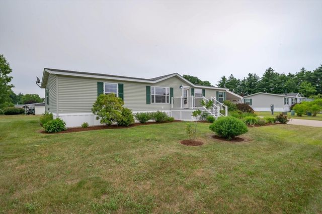 3 Revolution Dr, Dover, NH 03820