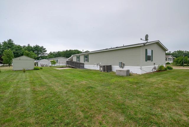 3 Revolution Dr, Dover, NH 03820