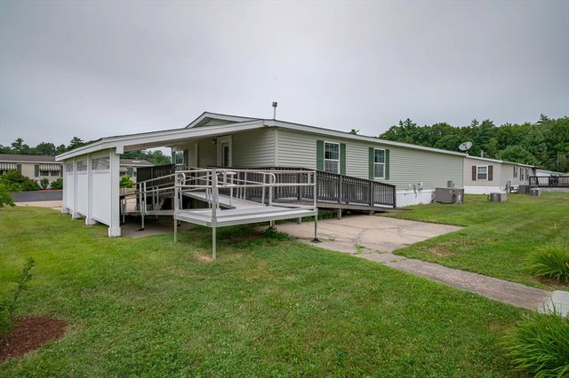 3 Revolution Dr, Dover, NH 03820