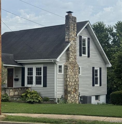 406 W Springfield Avenue, Union, MO 63084