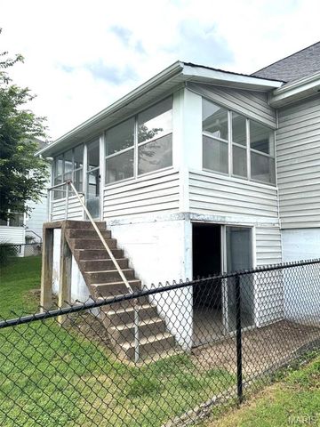 406 W Springfield Avenue, Union, MO 63084