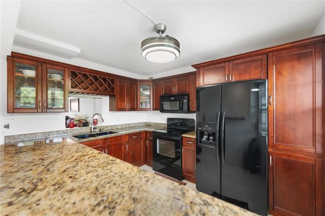 3004 Portofino Isle K4, Coconut Creek, FL 33066