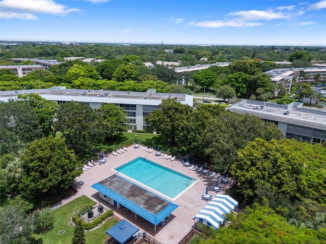 3004 Portofino Isle K4, Coconut Creek, FL 33066