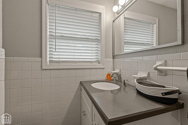 132 S Crest Avenue S, Trumann, AR 72472