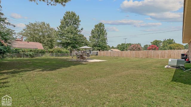 132 S Crest Avenue S, Trumann, AR 72472
