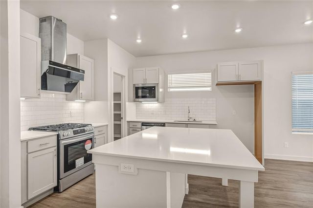 8108 NW 153rd Street, Edmond, OK 73013