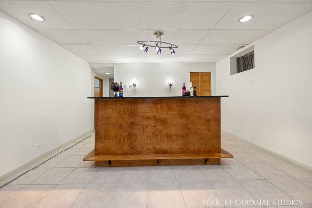 948 67th Street, Darien, IL 60561