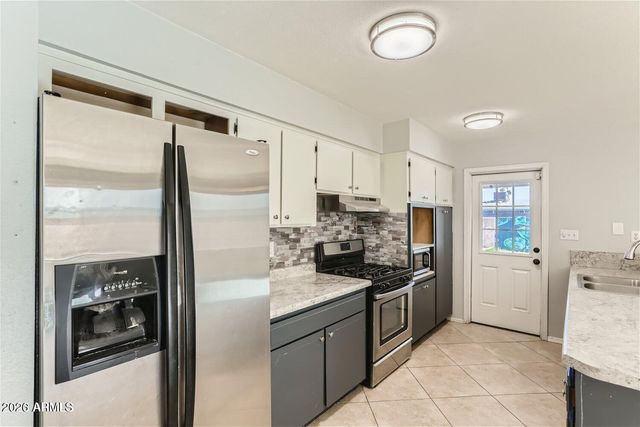 1991 E Carson Drive, Tempe, AZ 85282