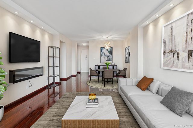 110-11 Queens Boulevard 14A, Forest Hills, NY 11375