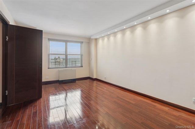 110-11 Queens Boulevard 14A, Forest Hills, NY 11375