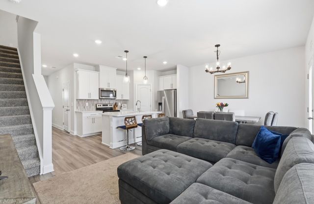 4544 Skywood Ln, Nashville, TN 37207