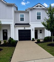 4544 Skywood Ln, Nashville, TN 37207