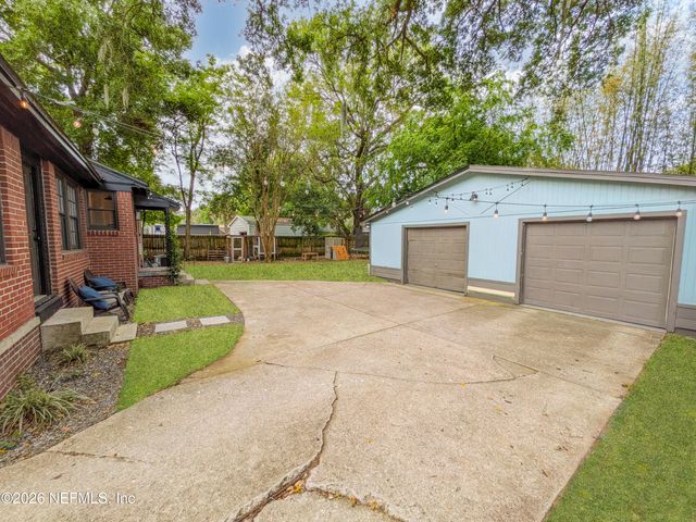 4224 REDWOOD Avenue, Jacksonville, FL 32207