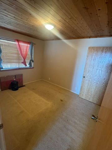 20334 Honey Ln, Tuolumne, CA 95379