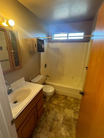 20334 Honey Ln, Tuolumne, CA 95379