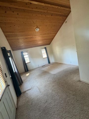 20334 Honey Ln, Tuolumne, CA 95379