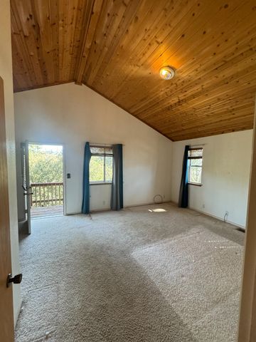 20334 Honey Ln, Tuolumne, CA 95379