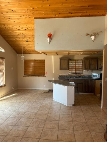 20334 Honey Ln, Tuolumne, CA 95379