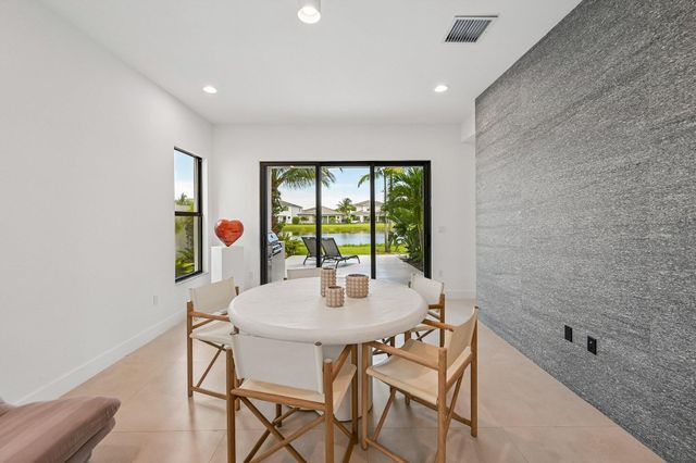 17070 Rainbow Falls Trail, Boca Raton, FL 33496