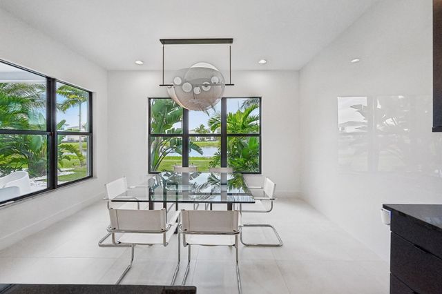 17070 Rainbow Falls Trail, Boca Raton, FL 33496