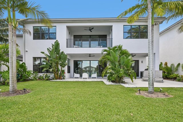 17070 Rainbow Falls Trail, Boca Raton, FL 33496