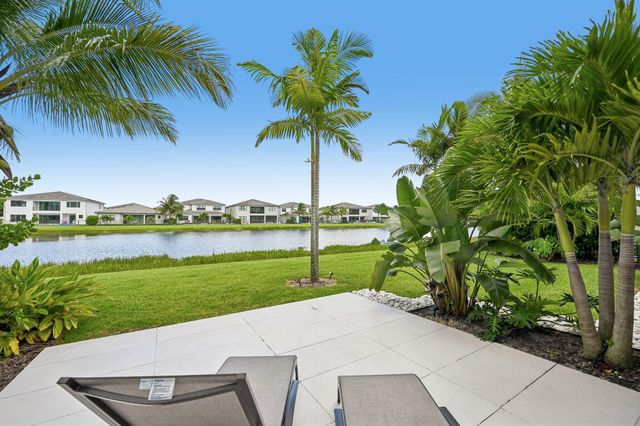 17070 Rainbow Falls Trail, Boca Raton, FL 33496