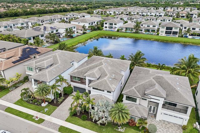17070 Rainbow Falls Trail, Boca Raton, FL 33496
