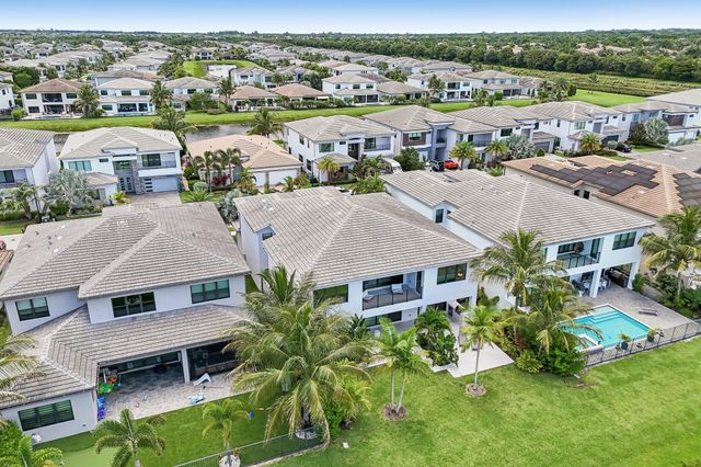 17070 Rainbow Falls Trail, Boca Raton, FL 33496