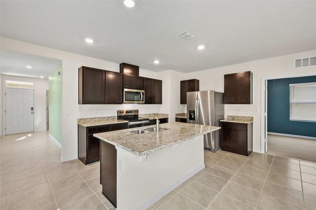 2164 BIG BEND AVENUE, Orange City, FL 32763