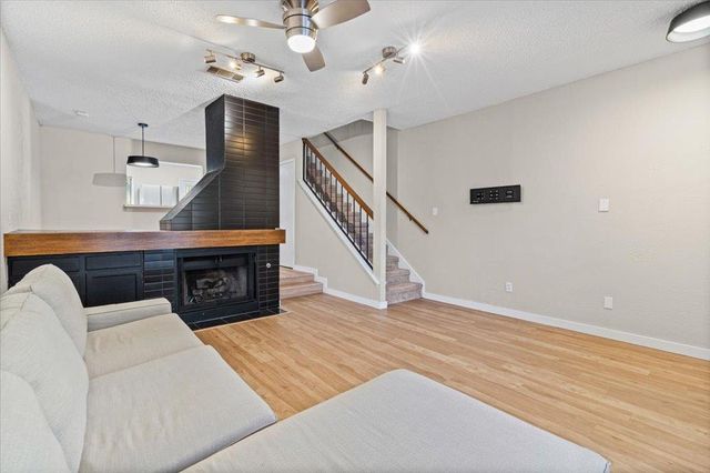 11821 Bittern HOLW 44, Austin, TX 78758