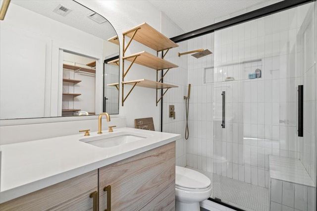 11821 Bittern HOLW 44, Austin, TX 78758