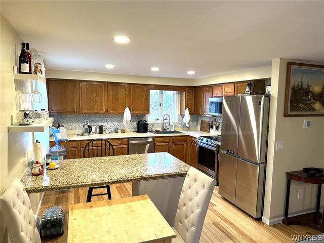 2185 Violet Circle, Wheatfield, NY 14304