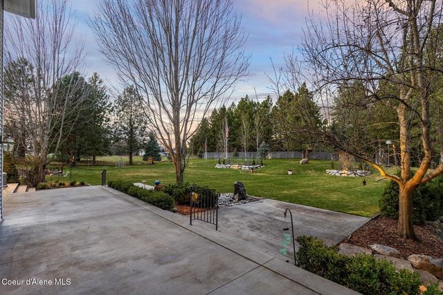 2177 E Totten Ln, Dalton Gardens, ID 83815