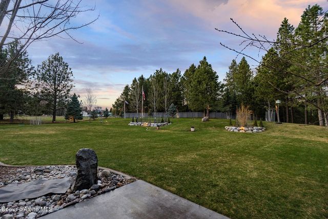 2177 E Totten Ln, Dalton Gardens, ID 83815