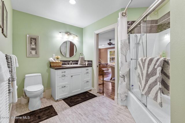 2177 E Totten Ln, Dalton Gardens, ID 83815