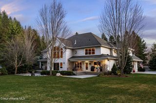 2177 E Totten Ln, Dalton Gardens, ID 83815
