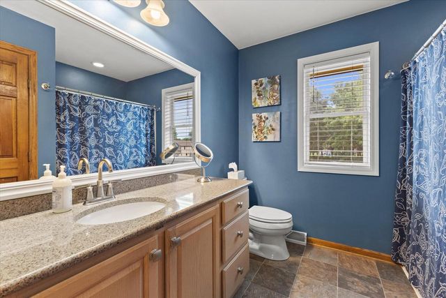 27015 Lorie DRIVE, Wind Lake, WI 53185