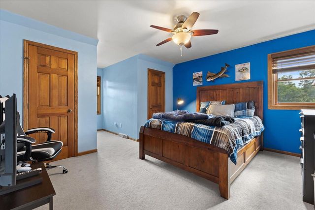27015 Lorie DRIVE, Wind Lake, WI 53185