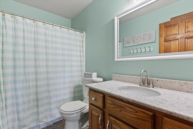 27015 Lorie DRIVE, Wind Lake, WI 53185