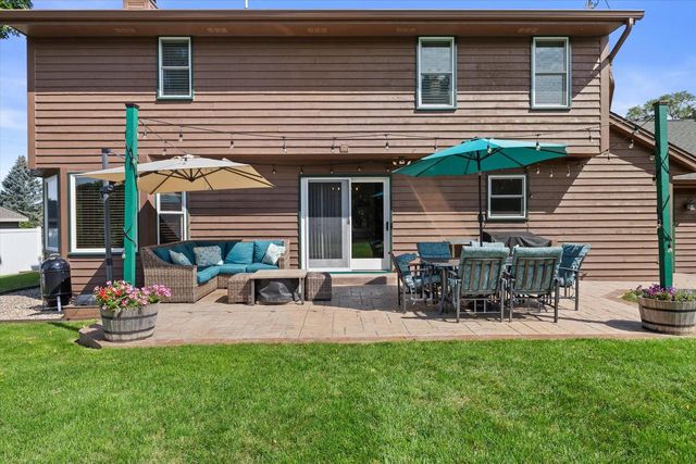 27015 Lorie DRIVE, Wind Lake, WI 53185